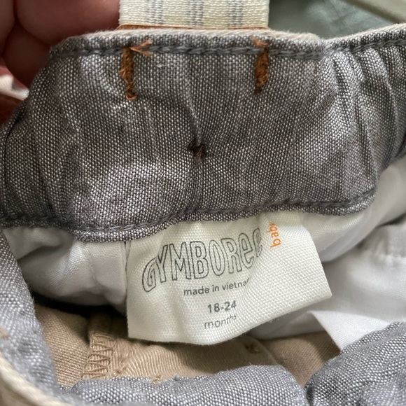 Gymboree size 18-24 months dress pants/suspenders. Worn once, smoke free home - Picture 4 of 4